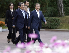 문재인 대통령, 2일 수석보좌관회의…국정현안 집중 점검