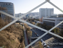 경찰 “숨진 수사관 휴대폰 영장 기각한 檢, 자기모순“