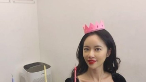황정음, 근황 공개 “생일 축하 고마워요”