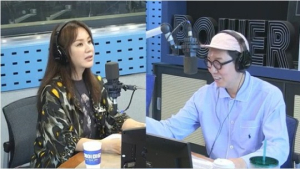 ‘철파엠’ 엄정화 “다 가졌다고? 남편 없어…이효리·제시·화사 첫만남”