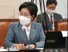 양향자, 마이크론 176단 성공 소식에… “韓 반도체, 인재 육성에 투자해야 산다”