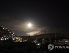 “시리아 동부서 이스라엘 공습으로 친이란 전투원 19명 사망”