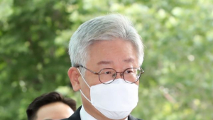이재명, 文대통령 조기퇴진 외치는 野에 “님들이나 하세요”