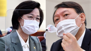 징계위 기다리는 秋 이육사 ‘절정’ 인용…尹은 ‘지지자 인사’