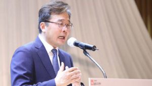 오늘 서울 확진자 423명 ‘역대 최다’…“3단계 시나리오 검토중”