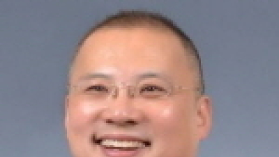 김한창 민주당 예비후보, 21대총선 출마선언…박지원 의원 향해 세대교체 요구