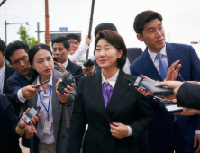 ‘정직한 후보’ 감독 “라미란 캐스팅하려고 주인공 성별 바꿨다”