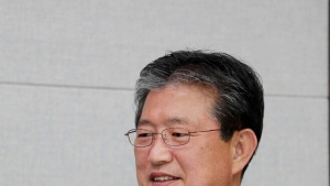 ‘토요애유통’ 비리 의혹…정치자금법 위반 전‧현직 의령군수 나란히 구속