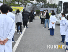 코로나19 환자 35%는 의료기관 집단감염 관련…의정부성모 6명 추가