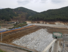 산청군, 금서 방곡저수지 연말께 담수 시작