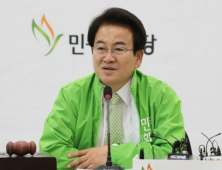 정동영, 정계 은퇴 선언…“자연인으로 돌아간다”