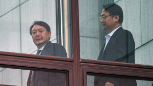 '윤석열 부인 내사보고 유출' 현직 경찰 2명 입건