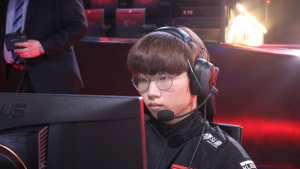 [LCK] '칸나 활약' T1, 2세트 승리하며 매치포인트 달성