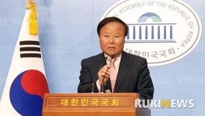 예결위원장 “재난지원금 논의, 빨리 하자” 역공