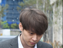 의정부 시장 만난 박유천 “인생 조언 받았다”