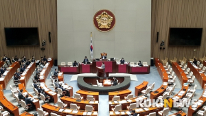 예결위, 재난지원금 논의 시작… 검토결과서는 ‘우려’ 표명