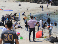 붐비는 제주 해변