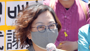 발언하는 이나영 정의기억연대 이사장