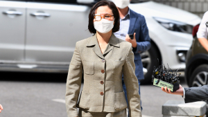 정경심이 보조연구원으로 등록한 학생 
