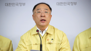 홍남기, 의왕 집 팔았다...세입자에 이사비 지원도