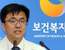 이재갑 교수 “깜깜이 환자 증가세, 사회적 거리두기로 돌아가야”