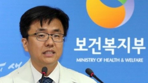 이재갑 교수 “깜깜이 환자 증가세, 사회적 거리두기로 돌아가야”