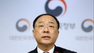 홍남기 “2차 재난지원금은 어려운 계층에 선택적 지급해야”