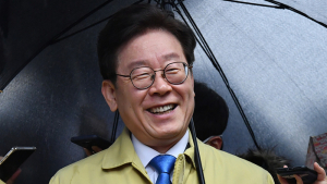 ‘부산행’ 이준석, 윤석열 지지율 균열?…이재명 오차범위서 ‘첫 추월’