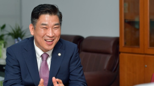 [인터뷰] 최승재 의원 “소상공인은 지역경제 근간, 현장 목소리 듣겠다”