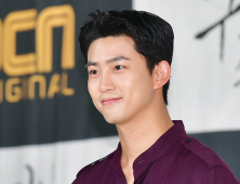 2PM 옥택연, 열애 인정… “비연예인 여자친구와 좋은 만남”