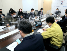 거리두기 형평성 논란… “활동·행위 중심으로 정밀 방역 수립하겠다”