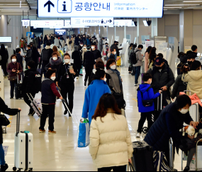 [쿠키포토] 고향으로, 제주도로... 공항 찾은 시민들