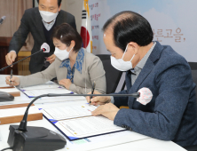 의성군-위드인푸드, 업무협약 체결…‘의성마늘, 걸작떡볶이에 퐁당’