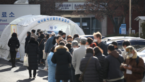 [쿠키포토] 해외출국선별진료실 '북적'