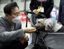 “멍‧냥이 표심 잡아라”… 반려인에게 손 내미는 서울시장 후보들