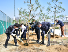 경북문화관광공사, 안동문화관광단지서 식목일 나무심기 행사 가져