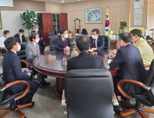 이필수 의협회장 당선인, 권덕철 복지부 장관·김강립 식약처장 면담