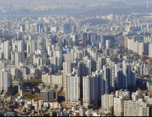 홍남기 “선거 후 시장 불안…서울시와 협력”