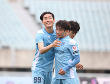 천안시축구단, 수적 우위 속 2-2 아쉬운 무승부