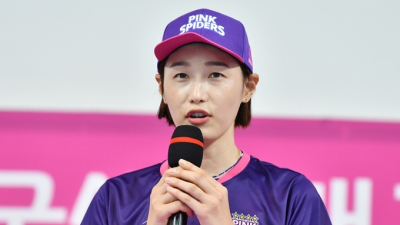 중국행 김연경 “국내 팬의 사랑 잊지 못할 것”