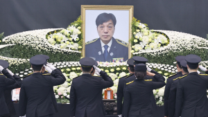 '쿠팡 물류센터 화재' 故김동식 구조대장 영결식 엄수