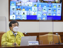 권덕철 장관 “변이 바이러스, 현재 백신으로 대처 가능”