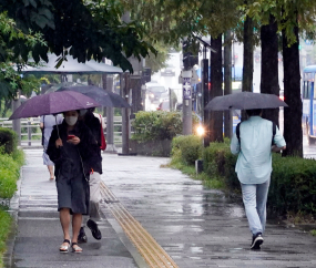 전국에 비... 내달 2일까지는 우산 챙기세요