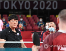 '구미의 아들' 김정길 선수, 도쿄 패럴림픽서 탁구 단체전 은메달 