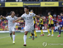 ‘황소’ 황희찬 EPL 데뷔골!…울버햄튼 승리 견인