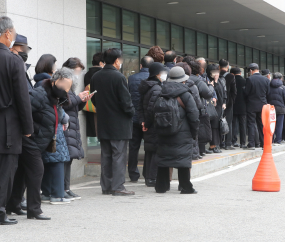 길게 줄 선 전두환 빈소 조문객들