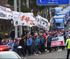 거리로 나온 CJ대한통운 택배 노동자들