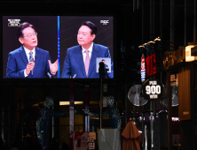 윤석열, ‘청약’ 오답 연발에… 이준석 “경험 못한 영역” 옹호