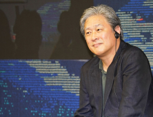 ‘헤어질 결심’ 박찬욱 “한국 관객 반응, 칸영화제보다 중요해”