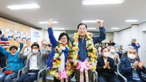 신우철 완도군수 당선인 “중단 없는 미래 4년 선택한 결단”